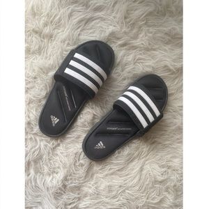 adidas foam slippers